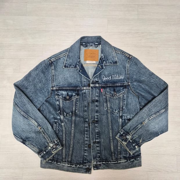 리바이스 커스텀 데님자켓 팝니다