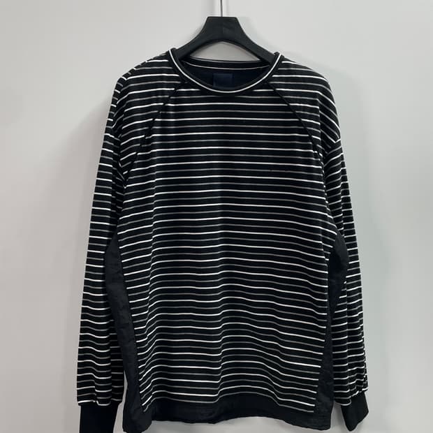 준지 스트라이프 롱슬리브 맨투맨 (on.140)