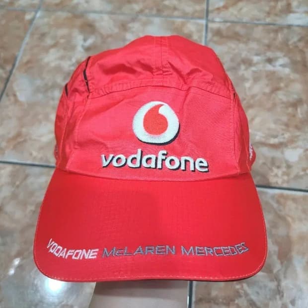 보다폰 맥라렌 메르세데스 F1 레이싱 볼캡 레드