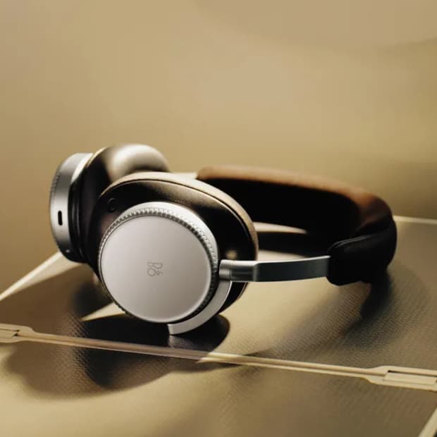 미개봉 코오롱 / B&O 뱅앤올룹슨 베오플레이 H100 블랙