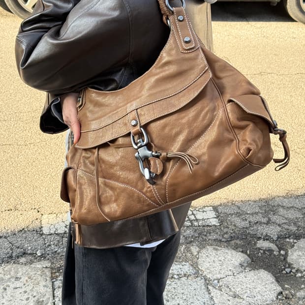 FRANCESCO BIASIA 빈티지 레더 숄더백