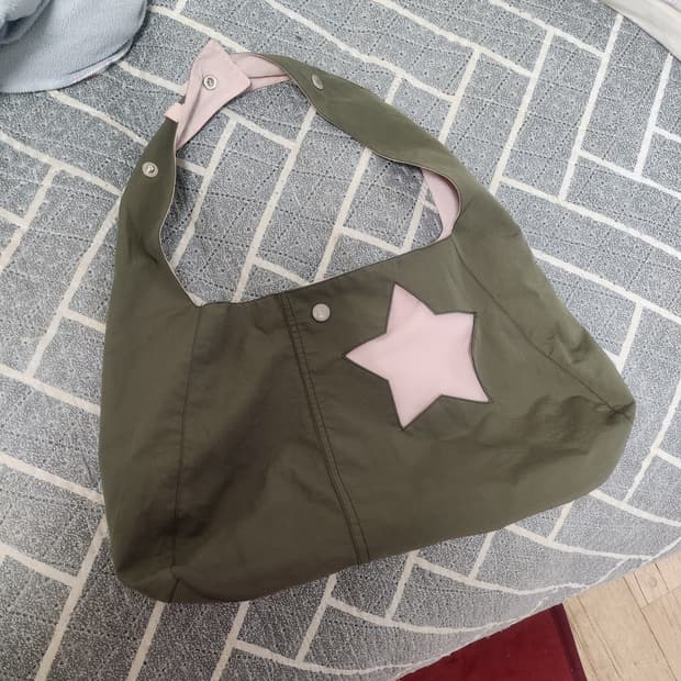 체메씨 가방 스트레이 호보백 카키