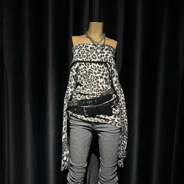 레오파드 오프숄더 탑