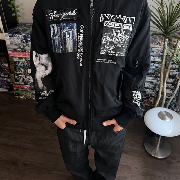 SQUC 러프 그래픽 플라이트 자켓