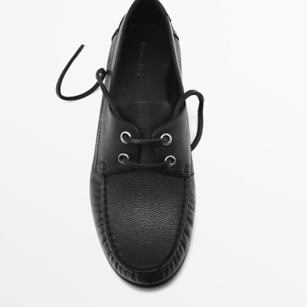 Massimo Dutti 그레인가죽데크 235