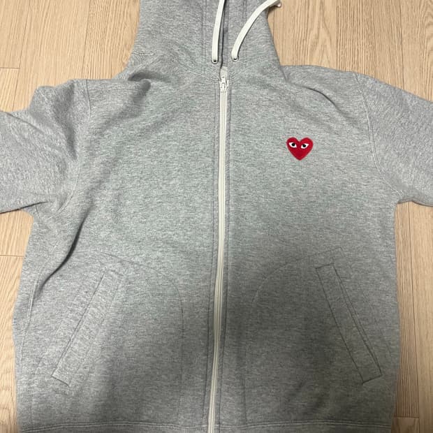 꼼데가르송 후드집업 m