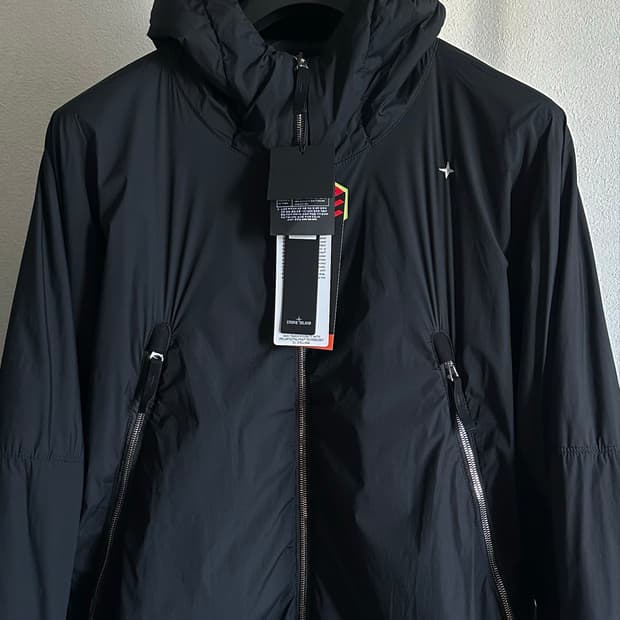 스톤아일랜드 스텔리나 폴라텍 자켓 24ss XXL(110) 새상품
