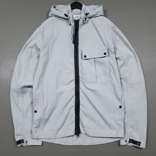 CP컴퍼니 크롬 가먼트 다잉 고글 와펜 후드 나일론 바람막이 자켓 M