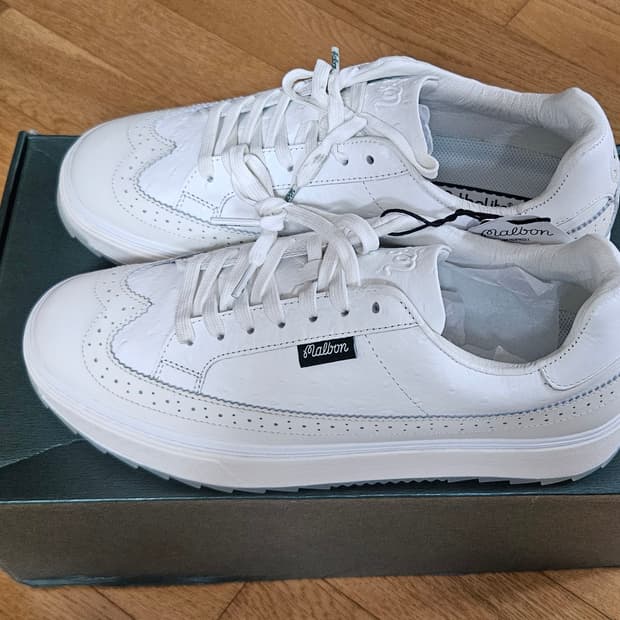 265)말본 화이트 골프화(택째 새제품)