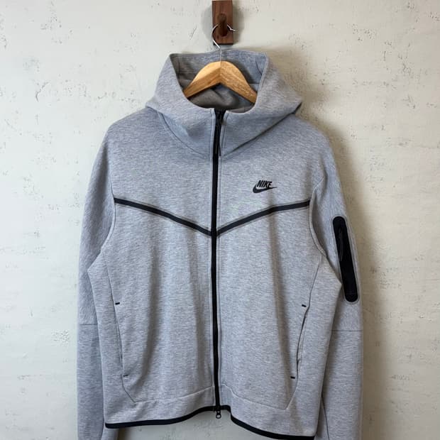 나이키 테크팩 후드집업 그레이