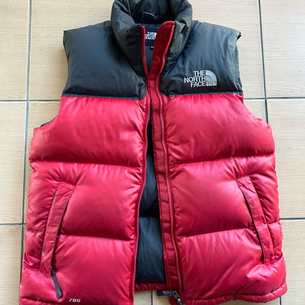 노스페이스 눕시베스트700