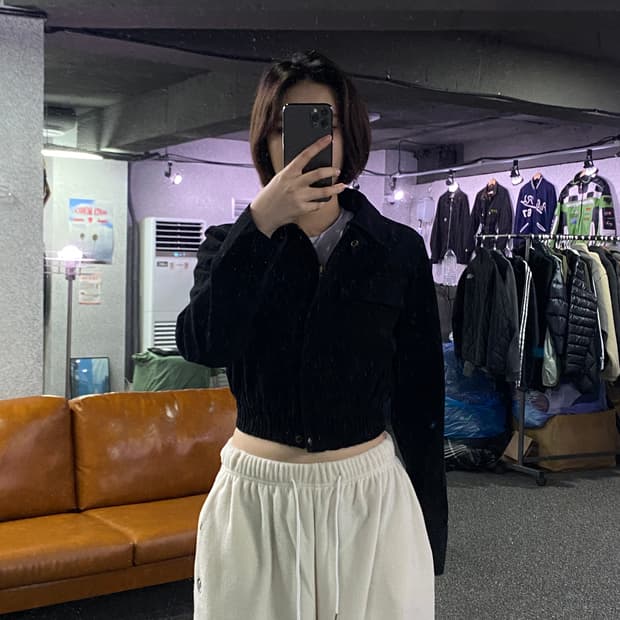 블랙업 크롭 트러커 자컷 B2802
