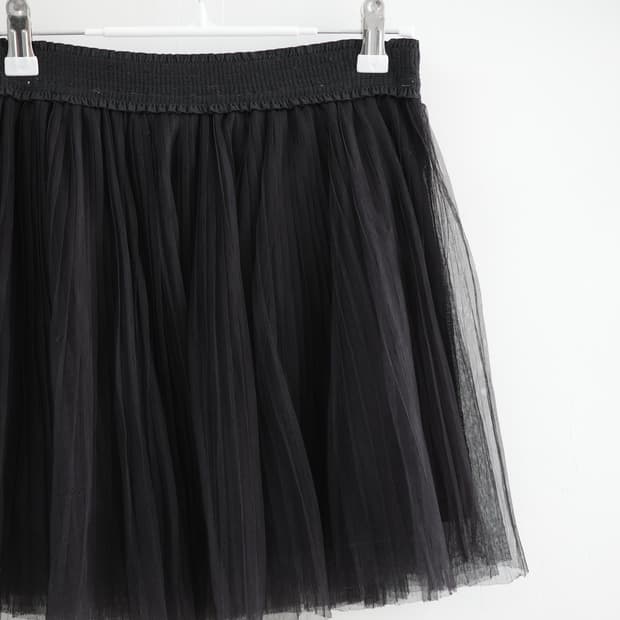 Black pleats sha skirt