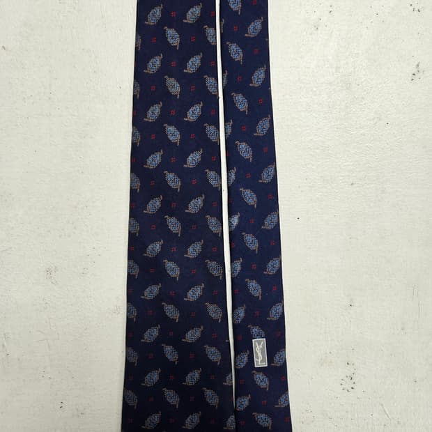 YSL 입생로랑 네이비 패턴 넥타이