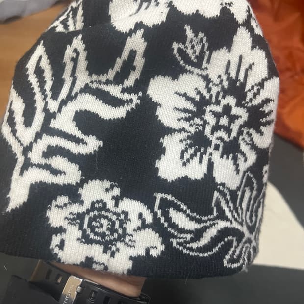 스투시 하와이안 자카드 비니 