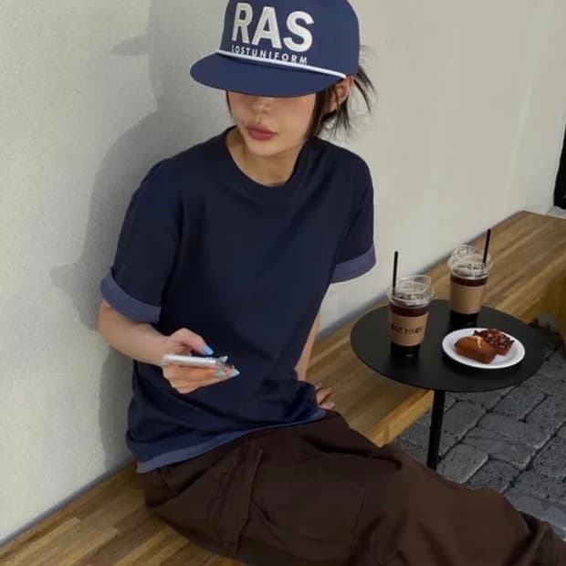 문즈 레이어드 티셔츠