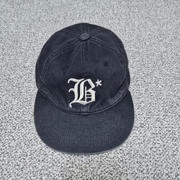 도넛리벤지 x 블랙아웃 콜라보 캡