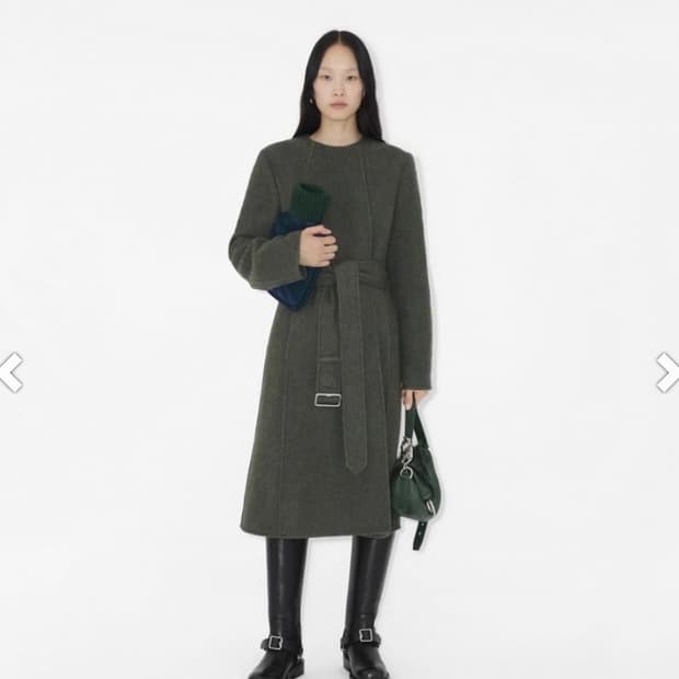 버버리 올리브색 울 코트!