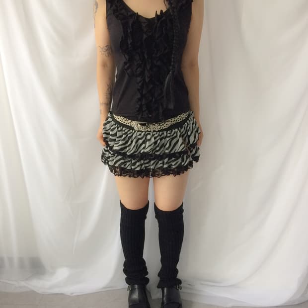 frill point sleeveless