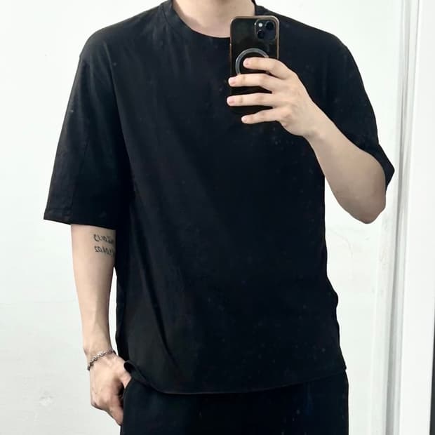 솔리드옴므 언밸런스 반팔 티셔츠