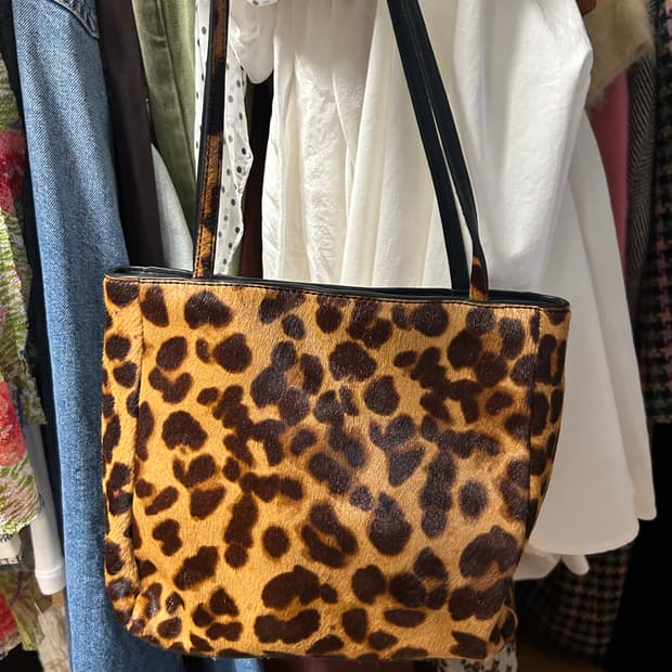 자라 호피 가방