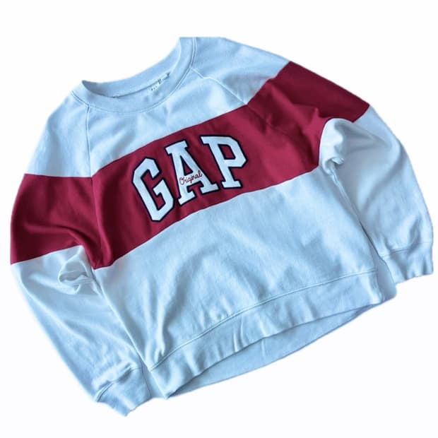 GAP 아치 로고 배색 스웨트셔츠