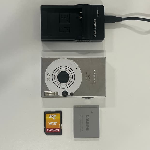 캐논 IXY10 (IXUS70)디지털카메라 (작례)