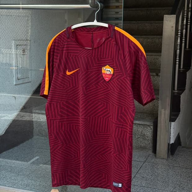 나이키 ROMA 유니폼