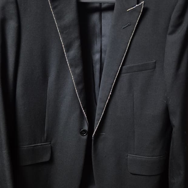 생로랑 스모킹 라인스톤 블레이져 46