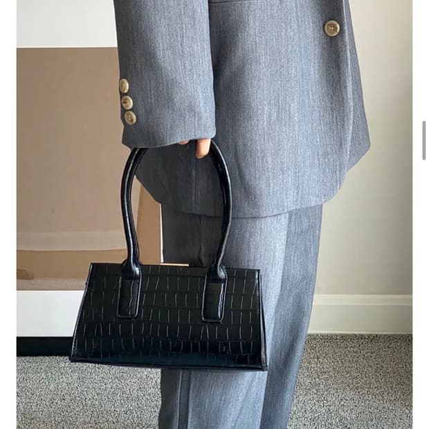 택포)새상품)스퀘어 숄더백 크로스백