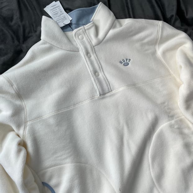 택포함 새상품 낫온리포투데이 플리스 풀오버 아이보리 L