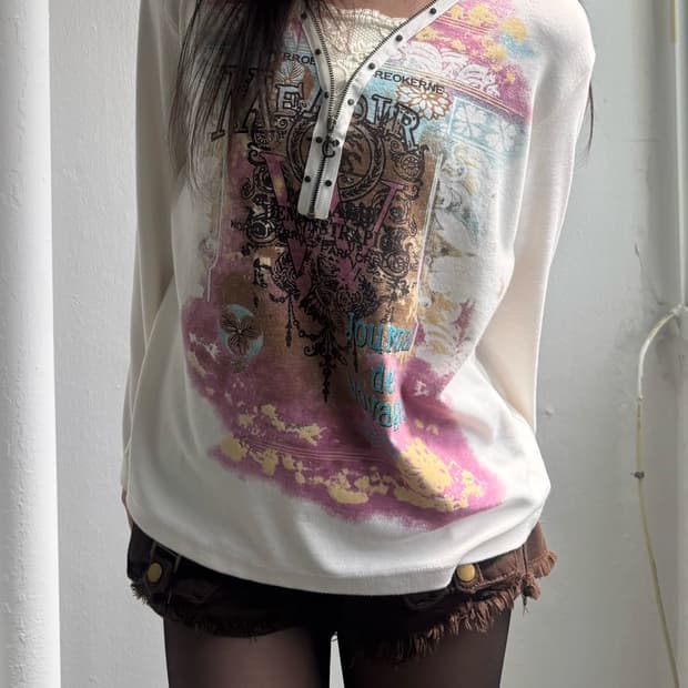 Vintage Ivory Graphic Long Sleeve 