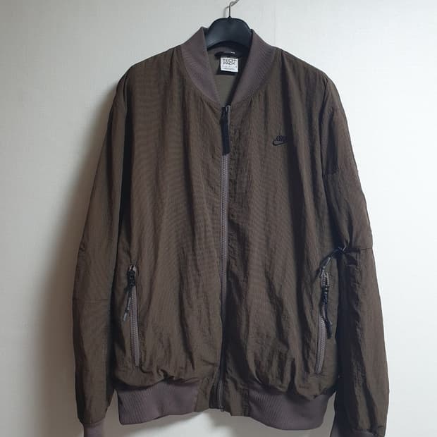 나이키 테크팩 우븐 봄버 자켓 브라운 L