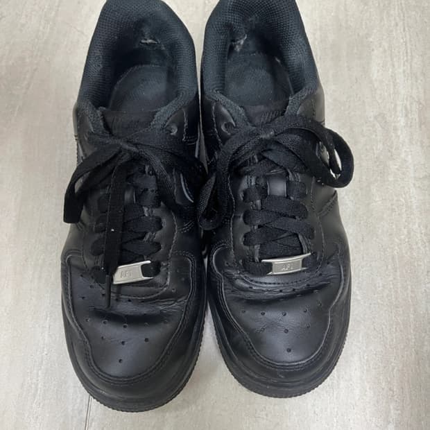 (W) Nike Air Force 1 '07 Low Triple Blac