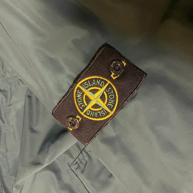 스톤아일랜드 마이크로 렙스 모스그린 L
