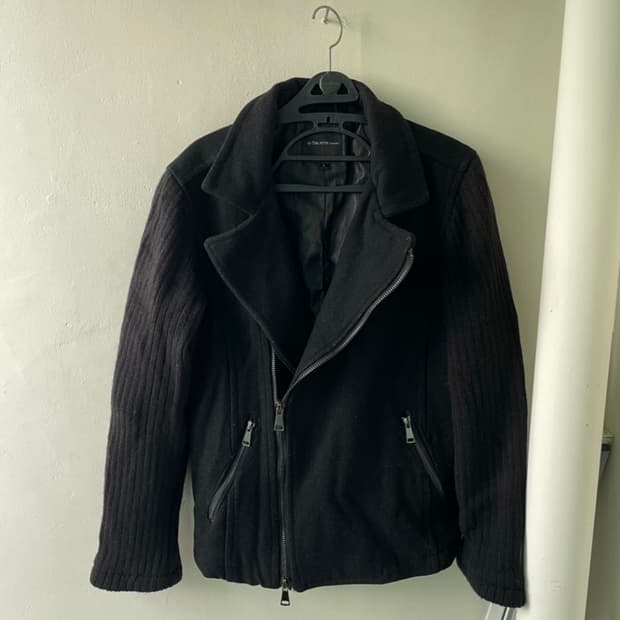 인더액옴므 지퍼 자켓