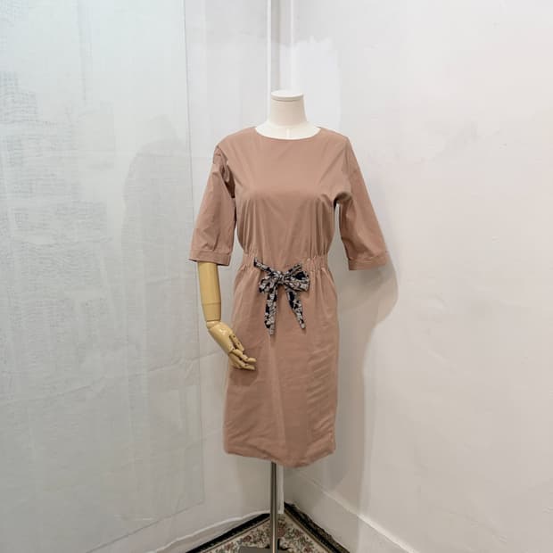 BCBG 나일론 인디핑크 미디원피스 바스락 여름원피스 4730
