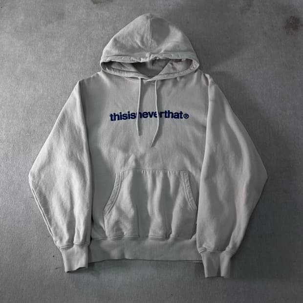 100 디스이즈네버댓 자수로고 후드티