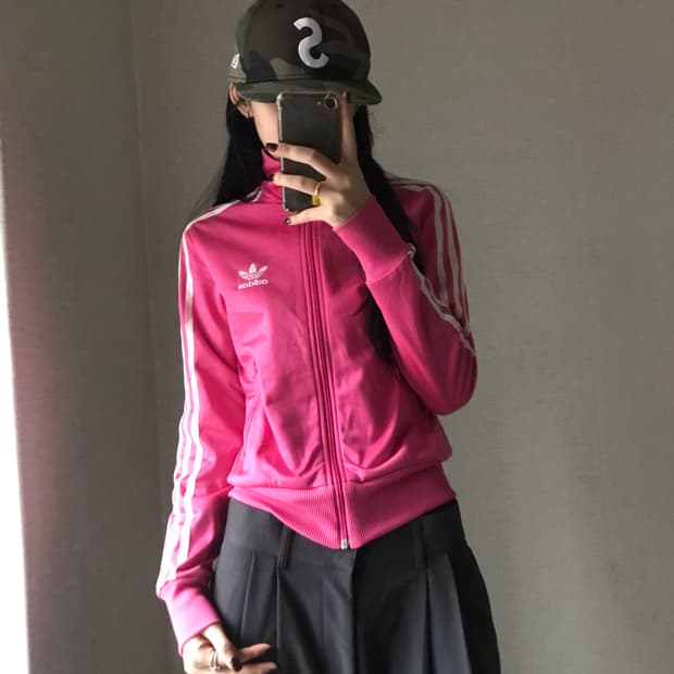 아디다스 핑크 빅로고 제니져지