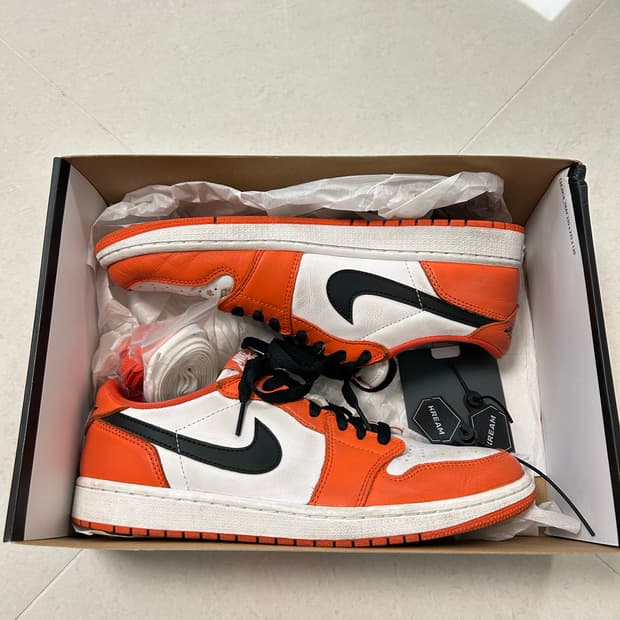 나이키 조던1로우 스타피쉬 285