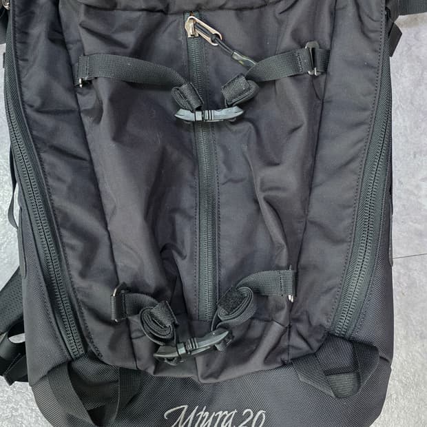 아크테릭스 미우라 20 리터30 리터