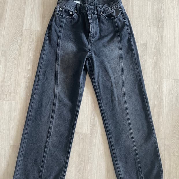 아웨데이즈 웨이비 커브드 와이드 데님 팬츠