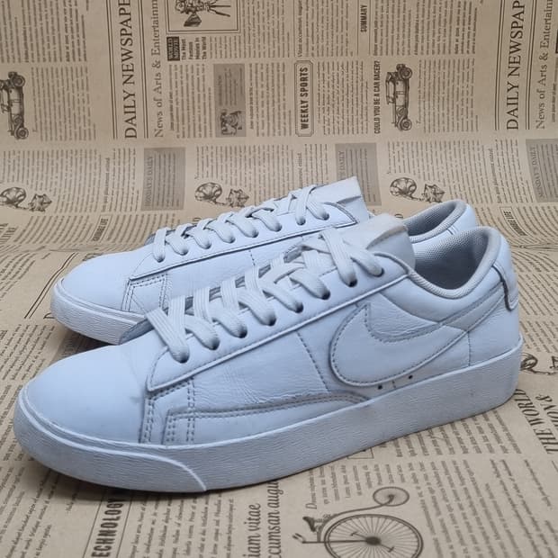 나이키 블레이저 로우 여성스니커즈230