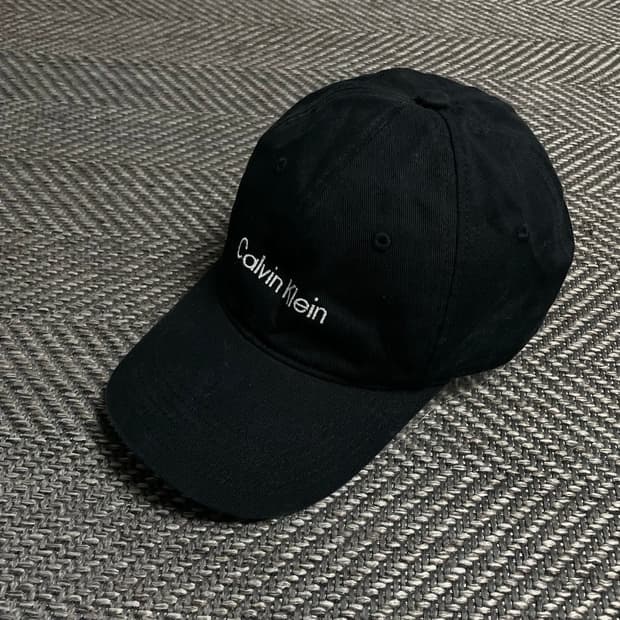캘빈클라인 오리지널 스펠로고 블랙 볼캡o 6103