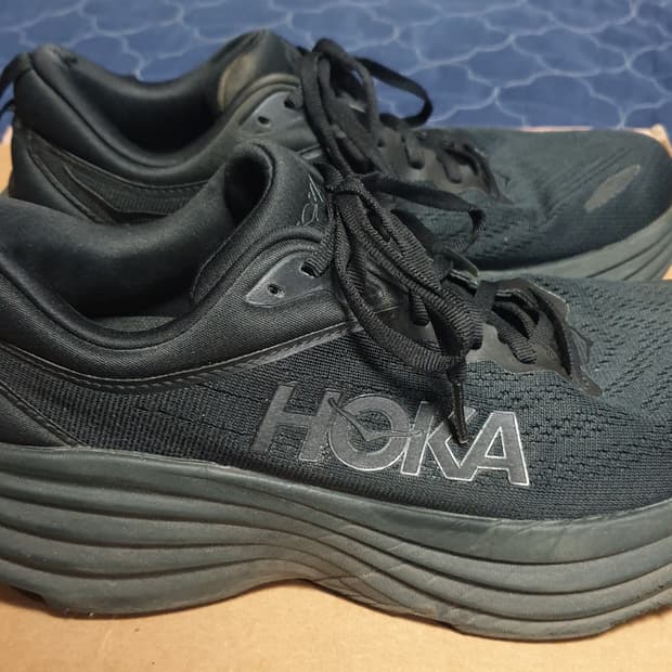 호카오네오네 본디8 레귤러 런닝화 올블랙 (265)-1123202