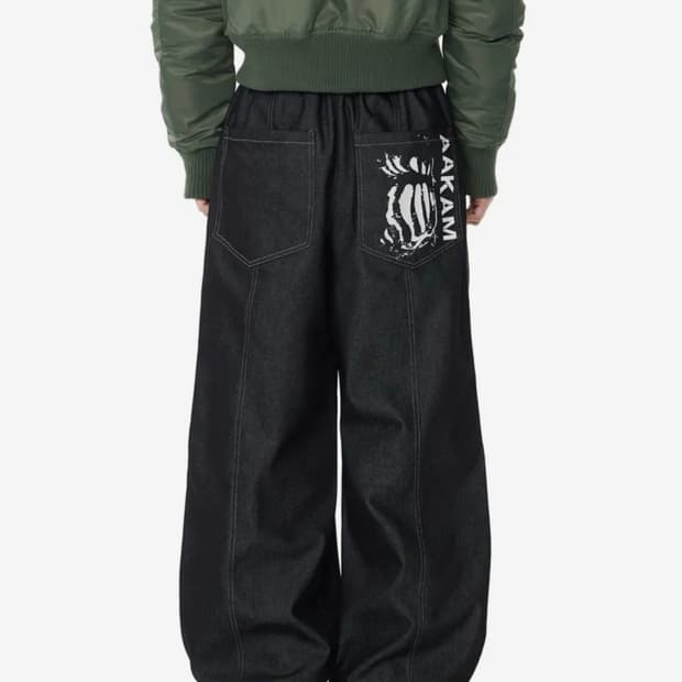 아캄 핀턱 프린트 데님팬츠