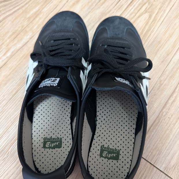 오니츠카타이거 멕시코 66 블랙 화이트