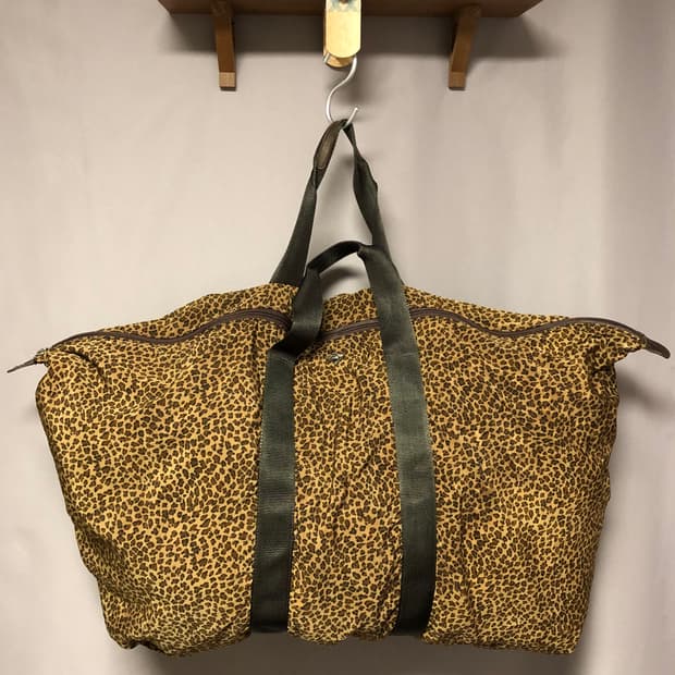 보테가베네타 레오파드 더플백