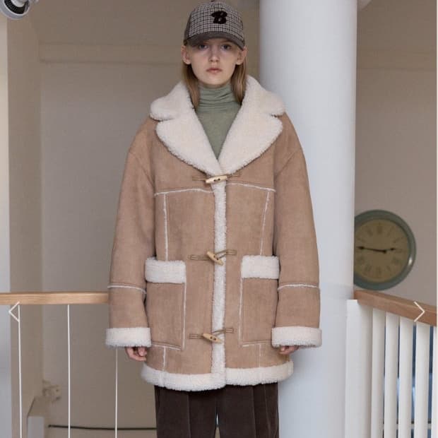 시눈 무스탕 자켓