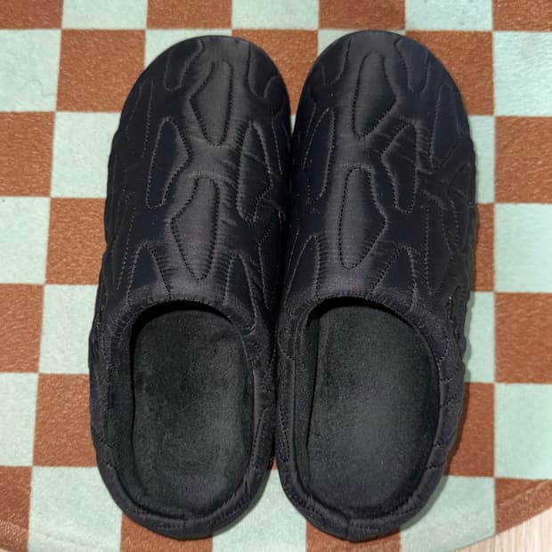 Subu 패딩 슬리퍼 블랙 0사이즈